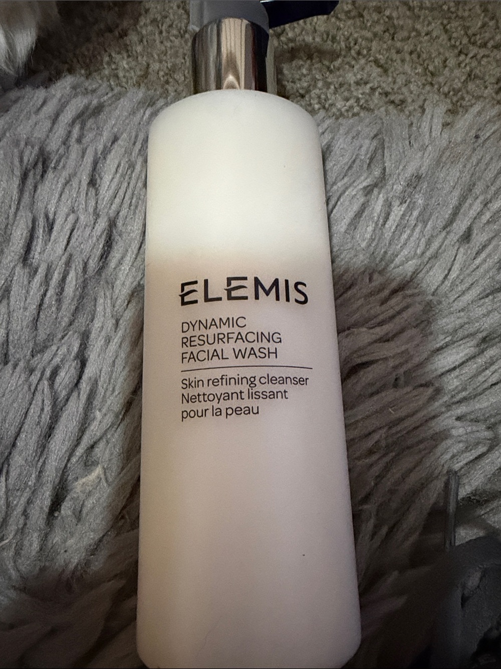 ELEMIS Dynamic Resurfacing Facial Wash - White Bottle with Silver Pump